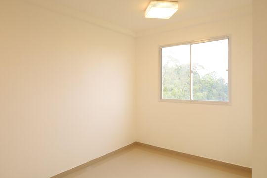 Sala de apartamento para alugar com 2 quartos, 45m² em Jardim Helian, São Paulo