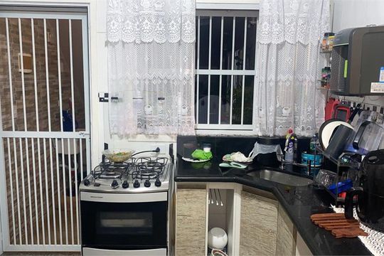Casa à venda com 2 quartos, 120m² em Vila Leonor, São Paulo