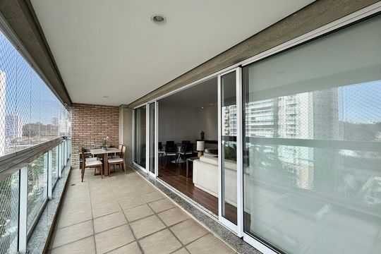Sacada de apartamento à venda com 3 quartos, 169m² em Brooklin, São Paulo