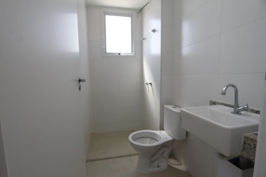 Banheiro Social de apartamento para alugar com 2 quartos, 66m² em Gutierrez, Belo Horizonte