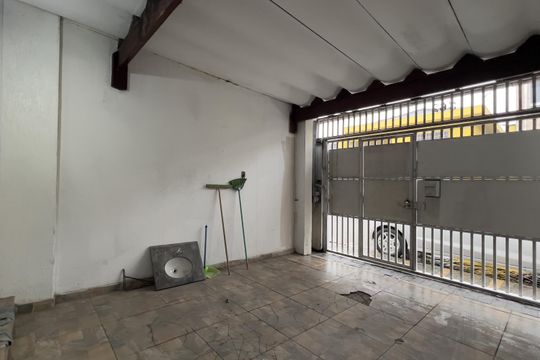 Garagem de casa para alugar com 2 quartos, 75m² em Conjunto Residencial Paes de Barros, Guarulhos