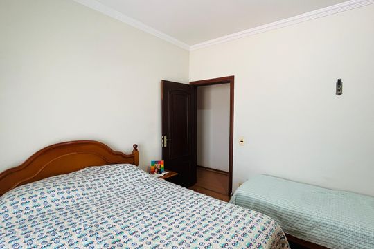 Casa à venda com 3 quartos, 400m² em Parque Alto Taquaral, Campinas