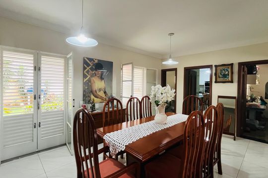 Casa à venda com 3 quartos, 400m² em Parque Alto Taquaral, Campinas