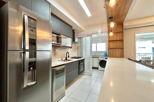 Cozinha de apartamento para alugar com 2 quartos, 73m² em Jabaquara, São Paulo