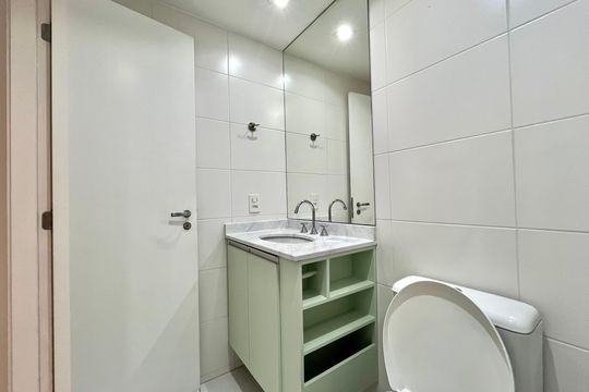 Banheiro Corredor de apartamento para alugar com 2 quartos, 73m² em Jabaquara, São Paulo