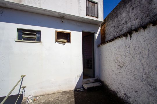 Varanda de kitnet/studio para alugar com 1 quarto, 25m² em Lagoinha, São Gonçalo