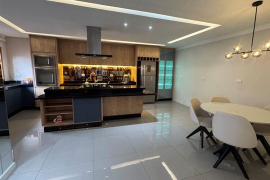 Cozinha de casa à venda com 3 quartos, 420m² em Parque Terra Nova II, São Bernardo do Campo