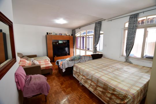 Sala de casa de condomínio à venda com 3 quartos, 483m² em Conjunto Habitacional Vila Santana (sousas), Campinas