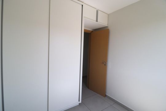 Quarto 1 de apartamento para alugar com 2 quartos, 48m² em Brasil, Uberlândia