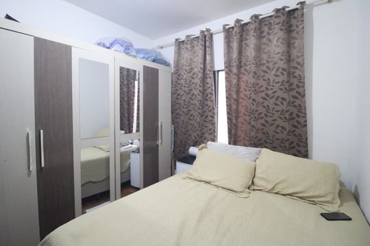 Quarto 1 de casa para alugar com 2 quartos, 180m² em Vila do Castelo, São Paulo