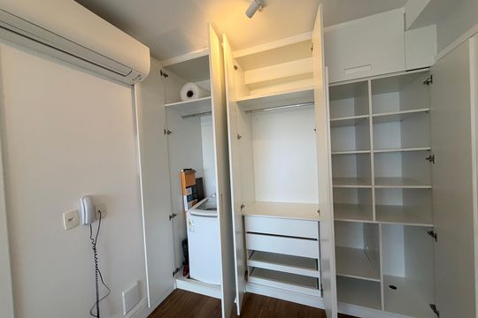 Sala de apartamento para alugar com 1 quarto, 44m² em Brooklin, São Paulo