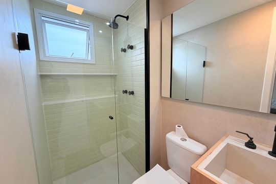 Banheiro de apartamento para alugar com 1 quarto, 44m² em Brooklin, São Paulo