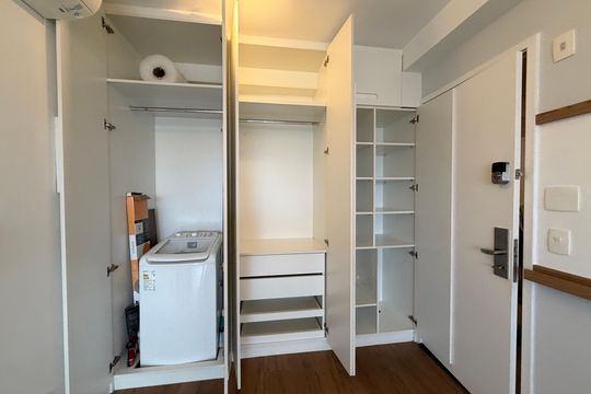 Sala de apartamento para alugar com 1 quarto, 44m² em Brooklin, São Paulo