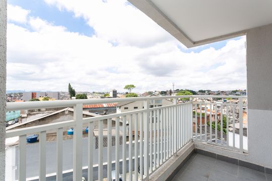 Varanda da Sala de apartamento para alugar com 2 quartos, 48m² em Jardim das Oliveiras, São Paulo