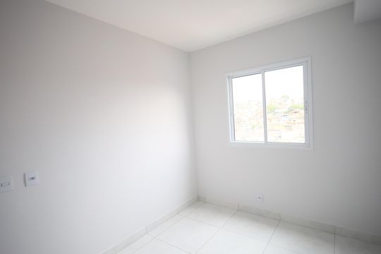 Quarto 2 de apartamento para alugar com 2 quartos, 41m² em Jaguaribe, Osasco