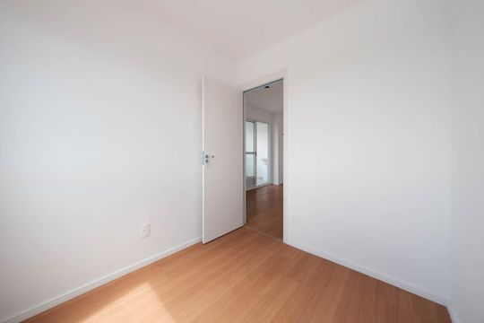 Quarto 1 de apartamento para alugar com 2 quartos, 36m² em Jardim Danfer, São Paulo
