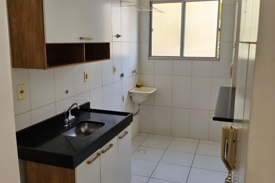 Cozinha de apartamento para alugar com 2 quartos, 48m² em Parque Sao Sebastiao, Ribeirão Preto