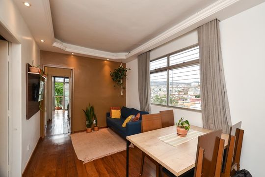 Apartamento para alugar com 3 quartos, 80m² em Sagrada Família, Belo Horizonte