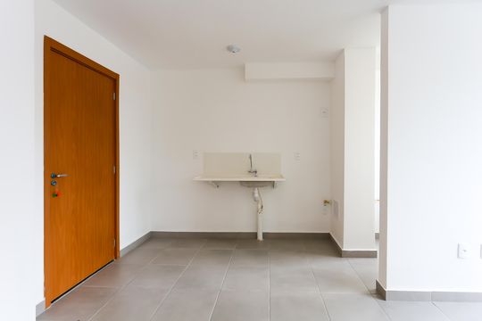 cozinha de apartamento para alugar com 2 quartos, 37m² em Jardim Amalia, São Paulo