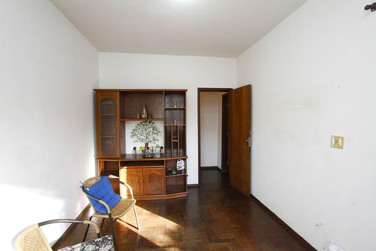 Sala de casa para alugar com 3 quartos, 100m² em Aparecida, Belo Horizonte
