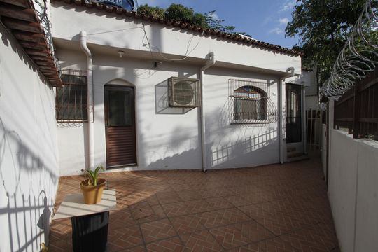 Varanda de casa para alugar com 3 quartos, 100m² em Aparecida, Belo Horizonte