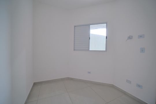 Quarto 2 de apartamento para alugar com 2 quartos, 50m² em Vila Euthalia, São Paulo