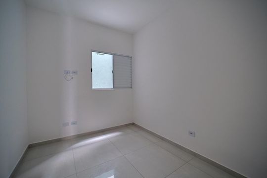 Quarto 1 de apartamento para alugar com 2 quartos, 50m² em Vila Euthalia, São Paulo