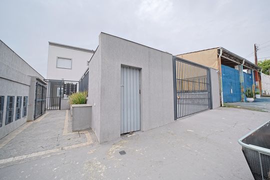 Fachada de apartamento para alugar com 2 quartos, 50m² em Vila Euthalia, São Paulo