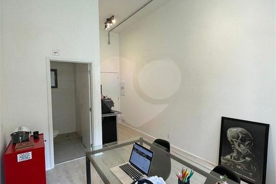 Kitnet/Studio à venda com 1 quarto, 25m² em Sumarezinho, São Paulo