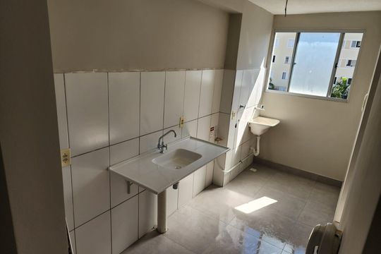 Cozinha de apartamento à venda com 2 quartos, 43m² em Parque das Constelações, Campinas