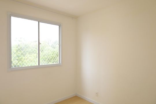 Quarto 2 de apartamento para alugar com 2 quartos, 42m² em Jardim Helian, São Paulo