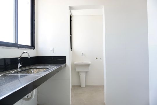 Cozinha e Área de Serviço de apartamento à venda com 3 quartos, 90m² em Calafate, Belo Horizonte