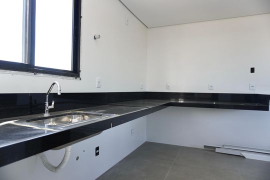 Cozinha e Área de Serviço de apartamento à venda com 2 quartos, 64m² em Calafate, Belo Horizonte