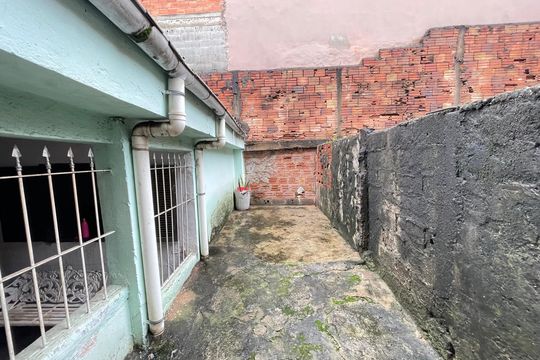 Quintal de casa à venda com 1 quarto, 147m² em Jardim Boa Vista (zona Oeste), São Paulo
