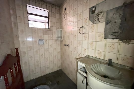 Banheiro  de casa à venda com 1 quarto, 147m² em Jardim Boa Vista (zona Oeste), São Paulo
