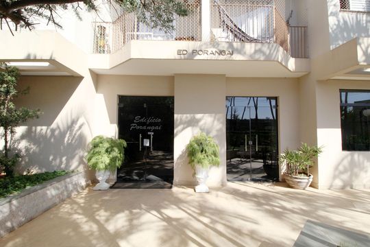 Fachada do bloco de apartamento para alugar com 3 quartos, 79m² em Jardim Simus, Sorocaba