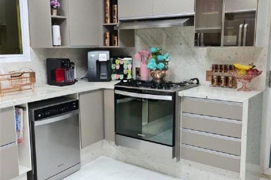 Casa à venda com 3 quartos, 300m² em Penha de França, São Paulo