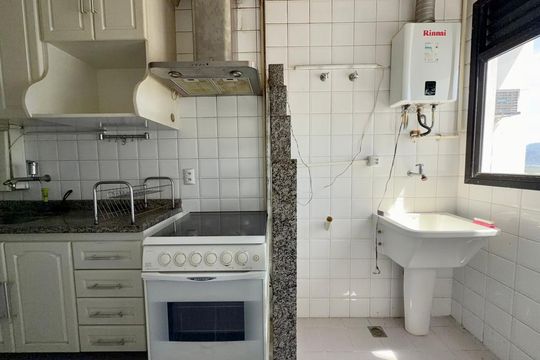 Cozinha de apartamento à venda com 3 quartos, 80m² em Recreio dos Bandeirantes, Rio de Janeiro