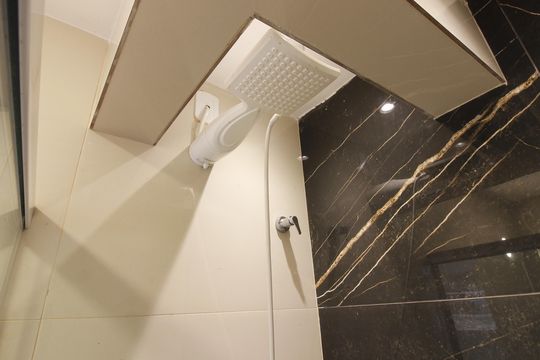 Banheiro da Suíte de apartamento para alugar com 2 quartos, 89m² em Foguete, Cabo Frio