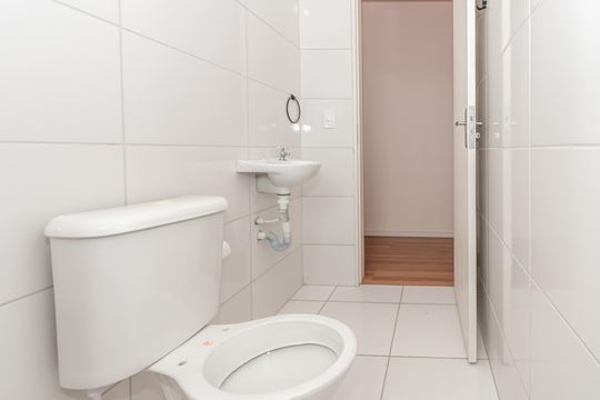 Banheiro de apartamento para alugar com 2 quartos, 57m² em Jardim Minezotta (nova Veneza), Sumaré