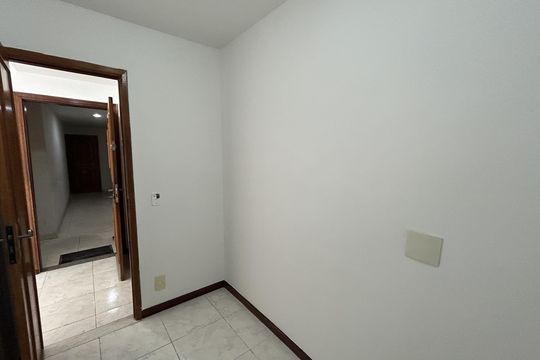 Quarto 2 de apartamento para alugar com 2 quartos, 45m² em Méier, Rio de Janeiro