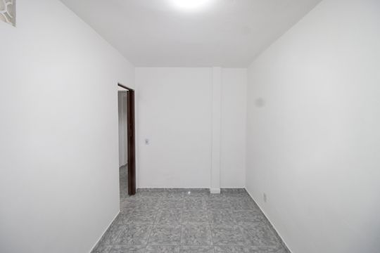 Quarto 2 de casa para alugar com 2 quartos, 70m² em Conjunto Habitacional Inácio Monteiro, São Paulo