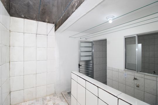 Casa para alugar com 2 quartos, 70m² em Conjunto Habitacional Inácio Monteiro, São Paulo