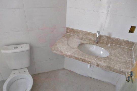 Casa de Condomínio à venda com 1 quarto, 39m² em Parque Vitoria, São Paulo