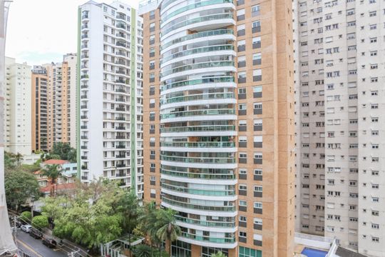 Vista da Sacada de apartamento para alugar com 3 quartos, 142m² em Pompeia, São Paulo