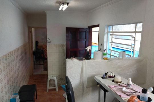 Casa à venda com 3 quartos, 140m² em Vila Roque, São Paulo