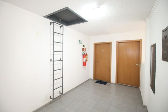 Área comum de apartamento à venda com 2 quartos, 44m² em Jardim Dona Leopoldina, Porto Alegre
