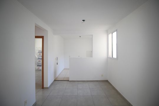 Apartamento à venda com 2 quartos, 44m² em Jardim Dona Leopoldina, Porto Alegre