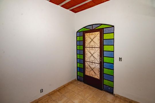 Casa para alugar com 2 quartos, 100m² em Tupi B, Belo Horizonte