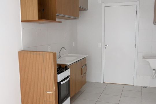 Cozinha de apartamento para alugar com 1 quarto, 29m² em Socorro, São Paulo
